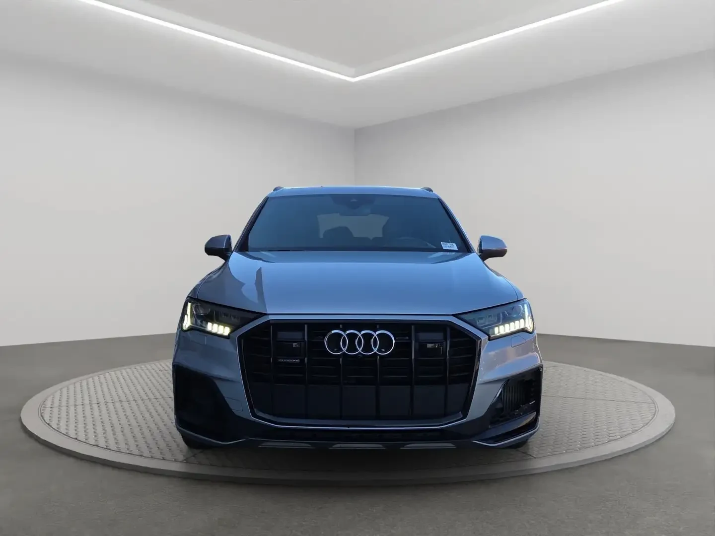 Audi Q7, снимка 2 - Автомобили и джипове - 54759160
