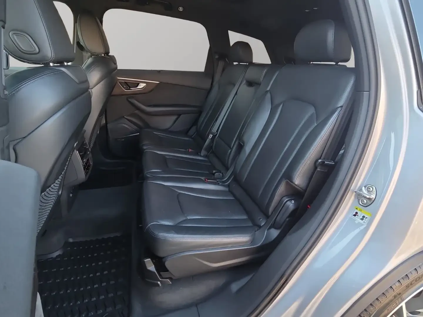 Audi Q7, снимка 12 - Автомобили и джипове - 54759160