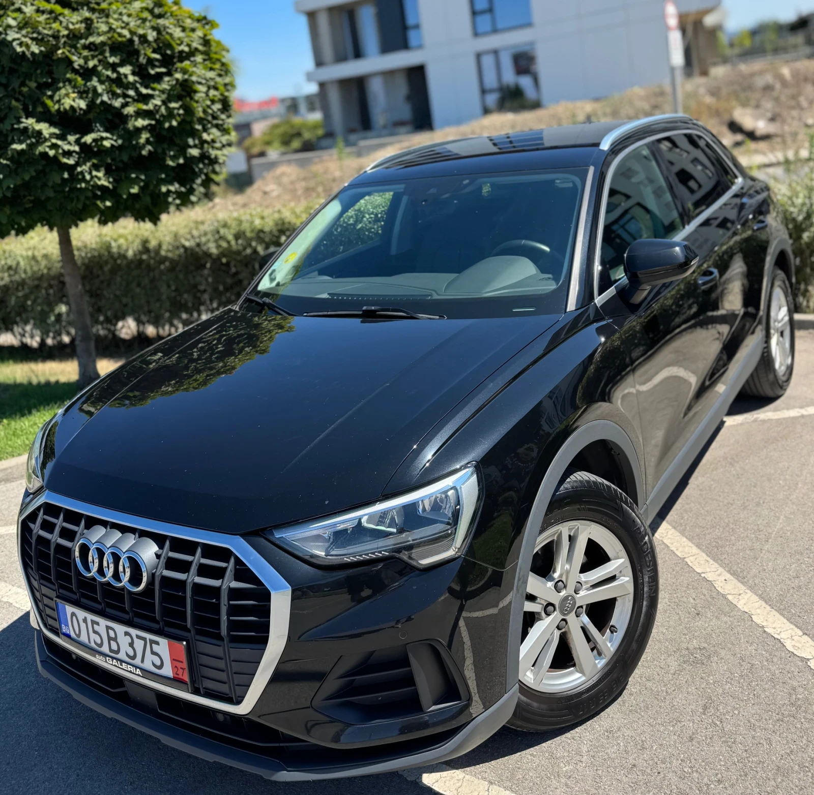 Audi Q3 35TDI* Full Led* Като Нова!, снимка 6 - Автомобили и джипове - 55734773
