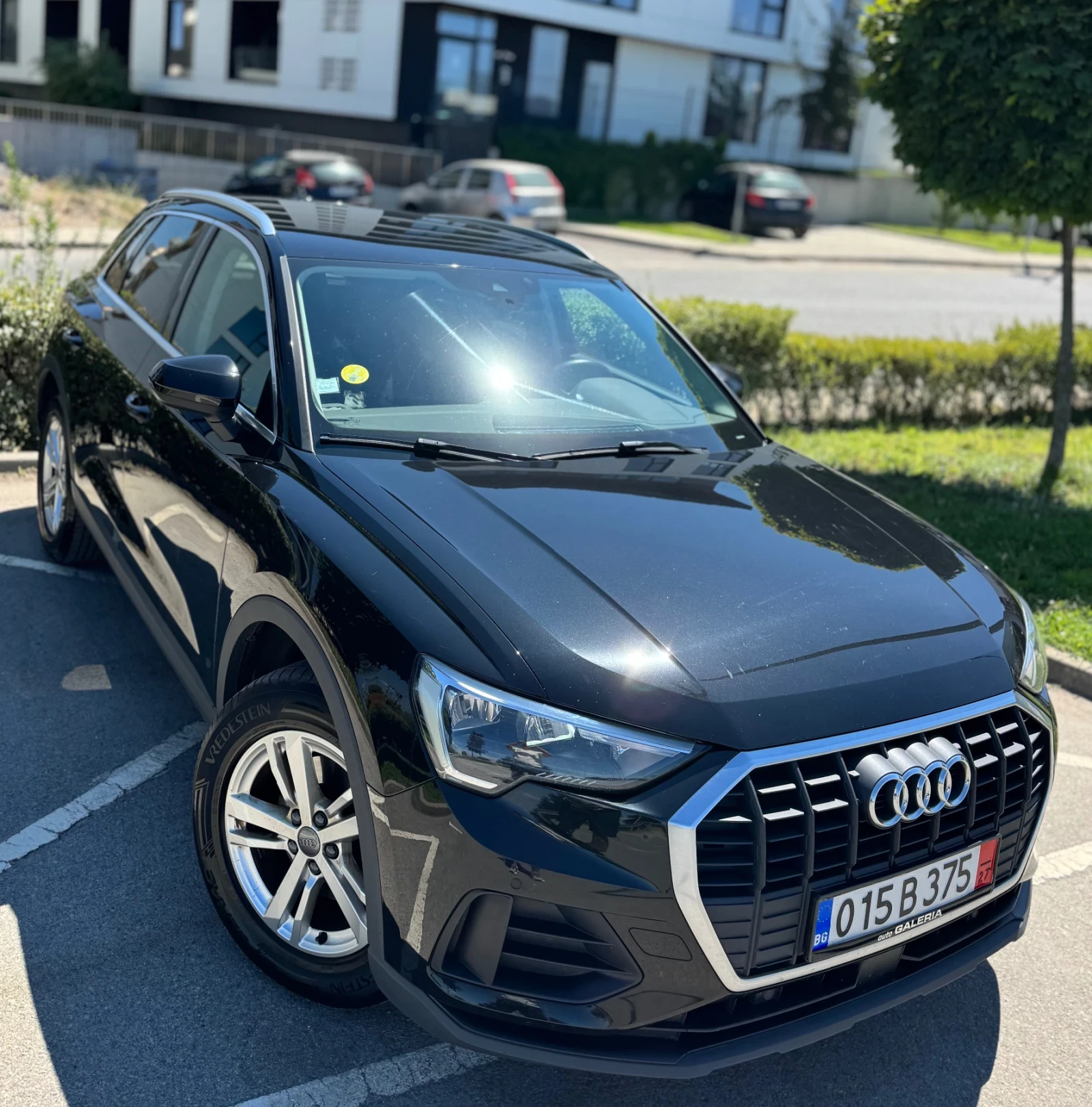 Audi Q3 35TDI* Full Led* Като Нова!, снимка 2 - Автомобили и джипове - 55734773
