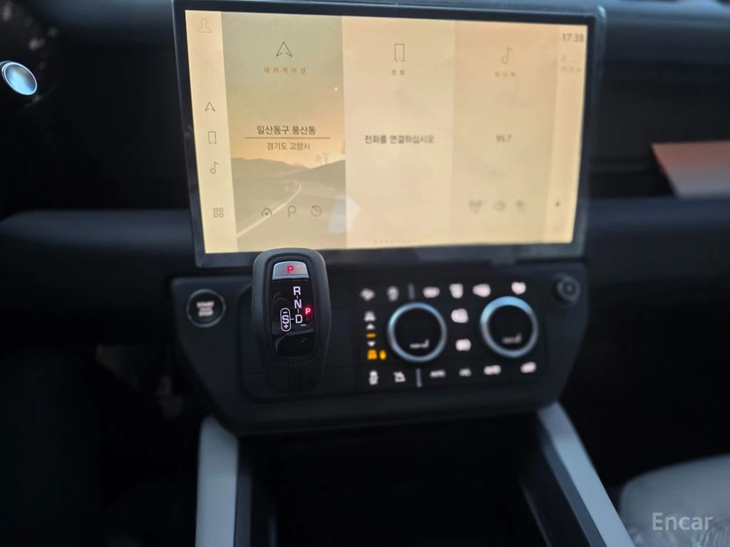 Land Rover Defender 110 D250 X-Dynamic SE | Mobile.bg � ����������� 10