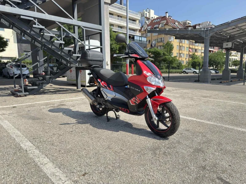 Gilera Runner 200 VXR AKRAPOVIC, снимка 9 - Мотоциклети и мототехника - 50943365