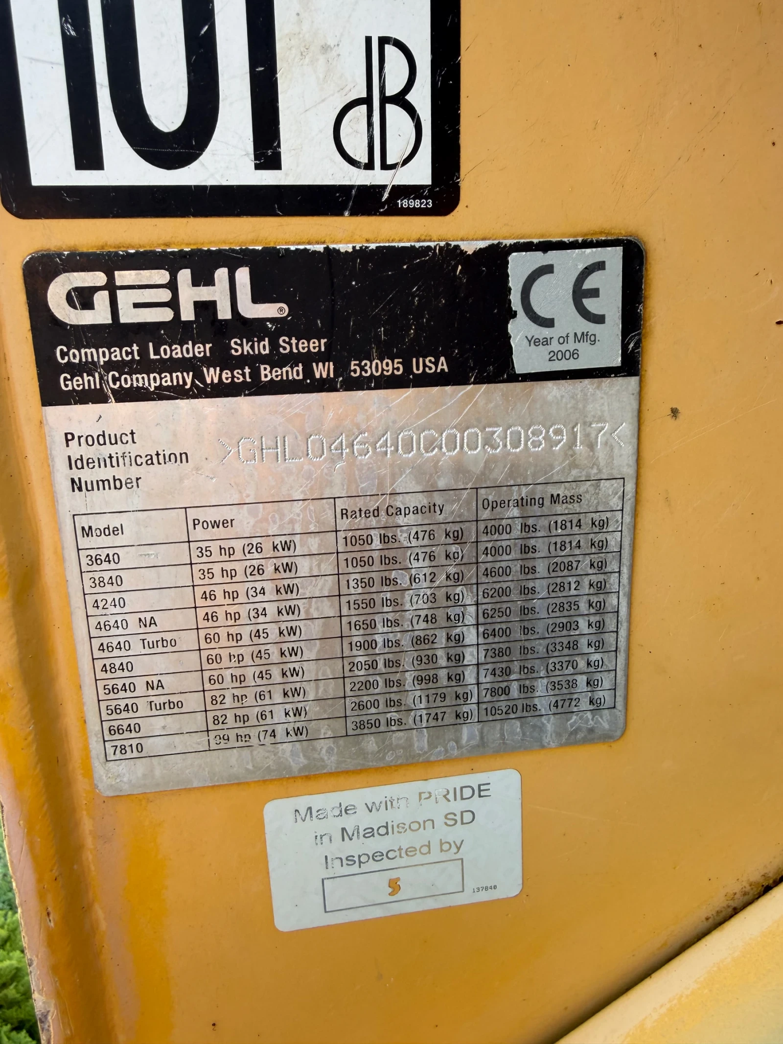 Мини челни товарачи GEHL 4640 TURBO, снимка 6 - Индустриална техника - 56018117
