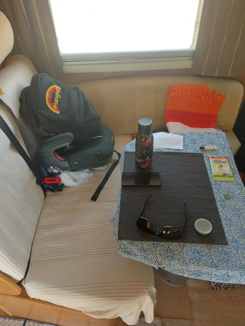 Кемпер Rapido 9066DF 3.0 литра ДВГ, АЛ-КО шаси, Двоен под, снимка 9 - Каравани и кемпери - 52302041