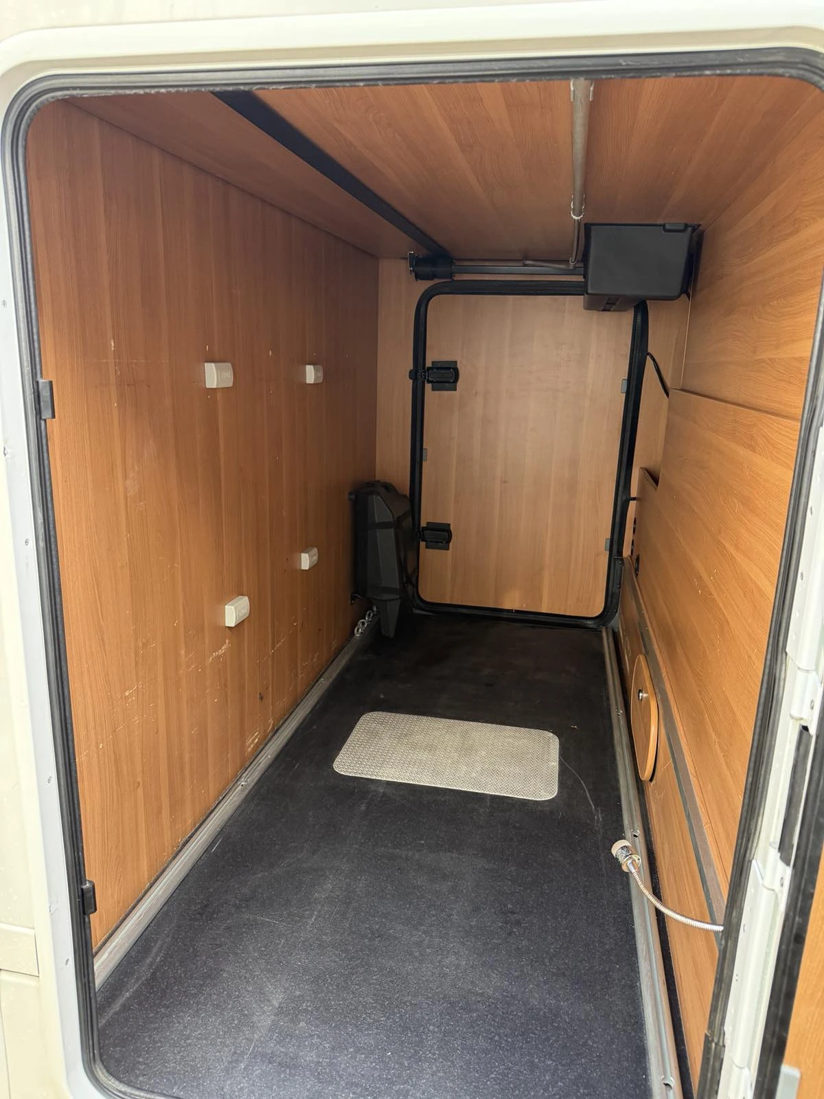 Кемпер Laika EcoVIP 610, снимка 17 - Каравани и кемпери - 54795693