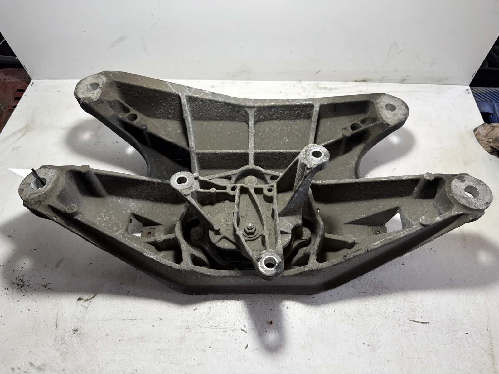 планка 8K0399263AF 2.0TDI Audi A4