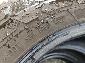 Гуми Зимни 215/65R16, снимка 7