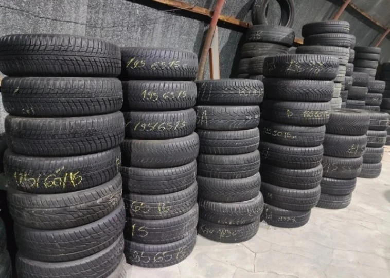 Гуми Зимни 205/55R16, снимка 3 - Гуми и джанти - 53585061