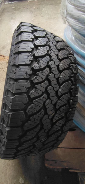 ���� � ������ 235/55R18 | Mobile.bg � ����� ������ 6