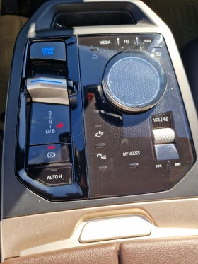 Обява за продажба на BMW iX IXDrive40 Sport ~98 400 лв. - изображение 8 | Auto.bg Обява за продажба на BMW iX IXDrive40 Sport ~98 400 лв. - изображение 8