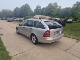 Mercedes-Benz C 220, снимка 4