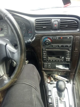 Subaru Legacy 2.5Газ/Автомат/4х4/Документално и технически ТОП - 1100 € / 2151.41 лв. - 30682939 8