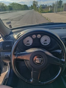 Seat Leon 1.8Т - 3000 € / 5867.49 лв. - 95447353 7