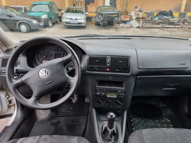 VW Golf 1, 9 TDI 90 к.с., снимка 10 - Автомобили и джипове - 47978931