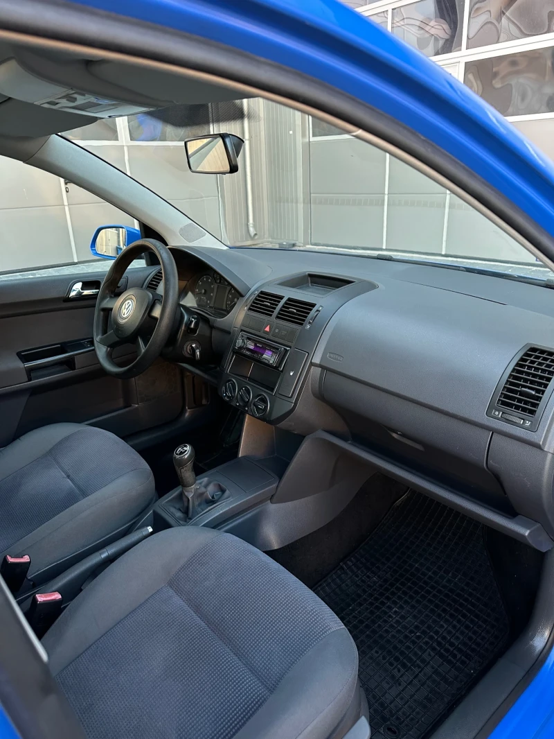 VW Polo 1.4 Бензин , снимка 5 - Автомобили и джипове - 48563801