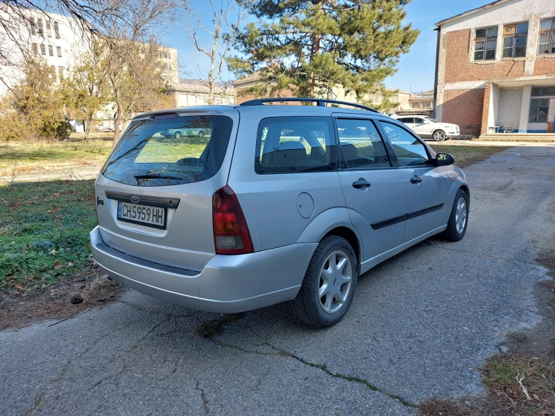 Ford Focus 1.8TDDI, снимка 6 - Автомобили и джипове - 48571073