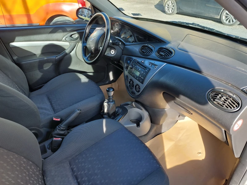 Ford Focus 1.8TDDI, снимка 10 - Автомобили и джипове - 48571073