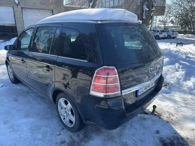 Opel Zafira автоматик, снимка 9 - Автомобили и джипове - 49225663