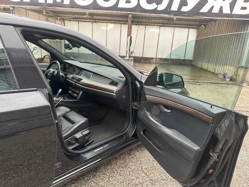 BMW 5 Gran Turismo 525 GT, снимка 16 - Автомобили и джипове - 52473340