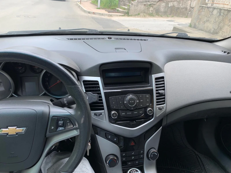 Chevrolet Cruze, снимка 5 - Автомобили и джипове - 52848328