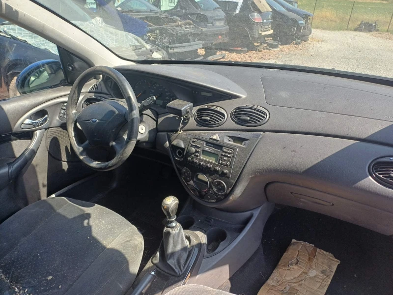 Ford Focus 1.8 тдци 115, снимка 5 - Автомобили и джипове - 50978335