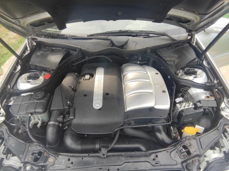 Mercedes-Benz C 220, снимка 13 - Автомобили и джипове - 52544488