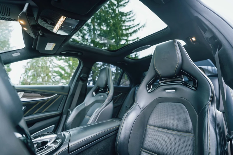 Mercedes-Benz E 63 AMG Edition 1 , снимка 11 - Автомобили и джипове - 53471689