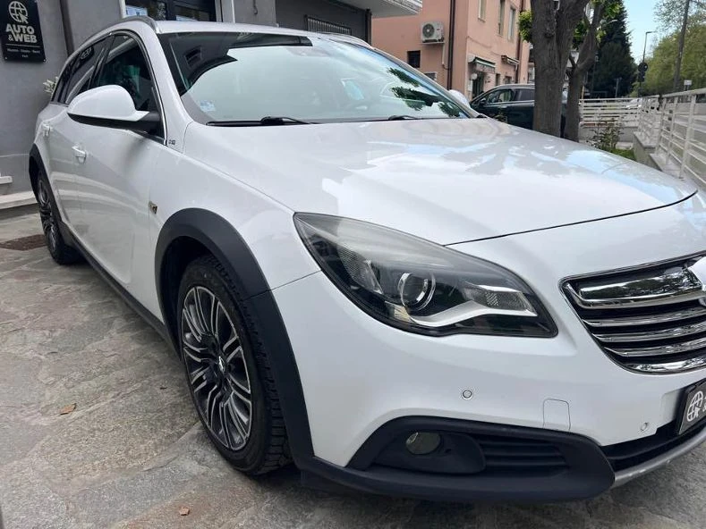 Opel Insignia 2.0TD4X4 - изображение 2