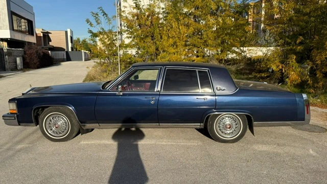 Cadillac Brougham, снимка 13 - Автомобили и джипове - 52872357