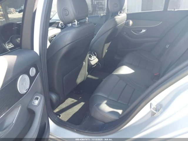 Mercedes-Benz C 300  - изображение 9