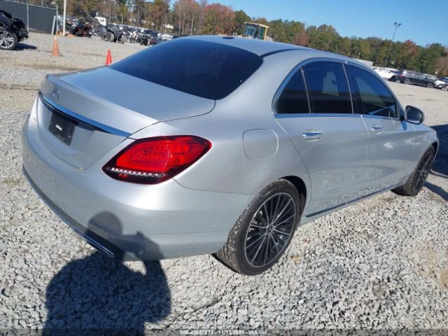 Mercedes-Benz C 300  - изображение 4