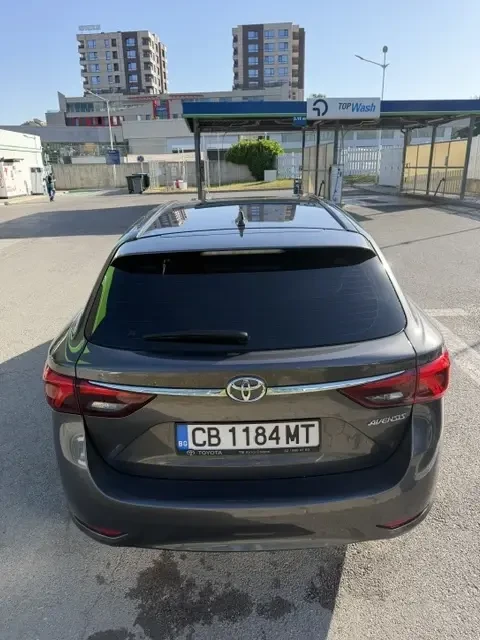 Toyota Avensis, снимка 4 - Автомобили и джипове - 55088560