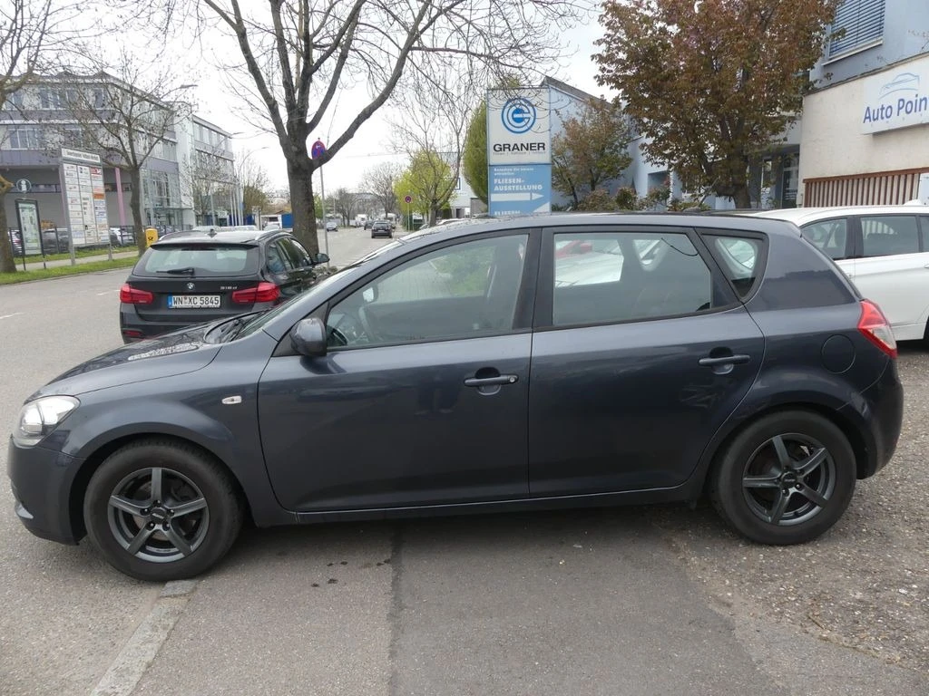 Kia Ceed 1.6 16V 125 k.с. - изображение 4