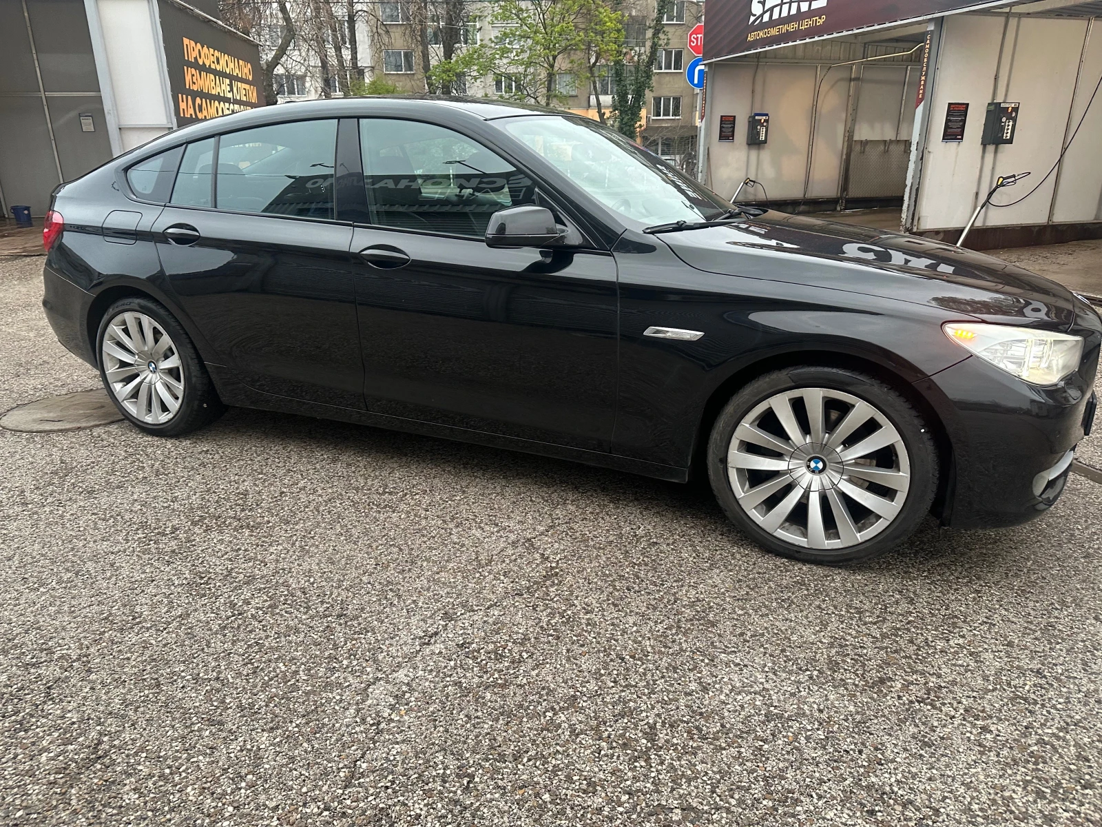 BMW 5 Gran Turismo 525 GT - изображение 3