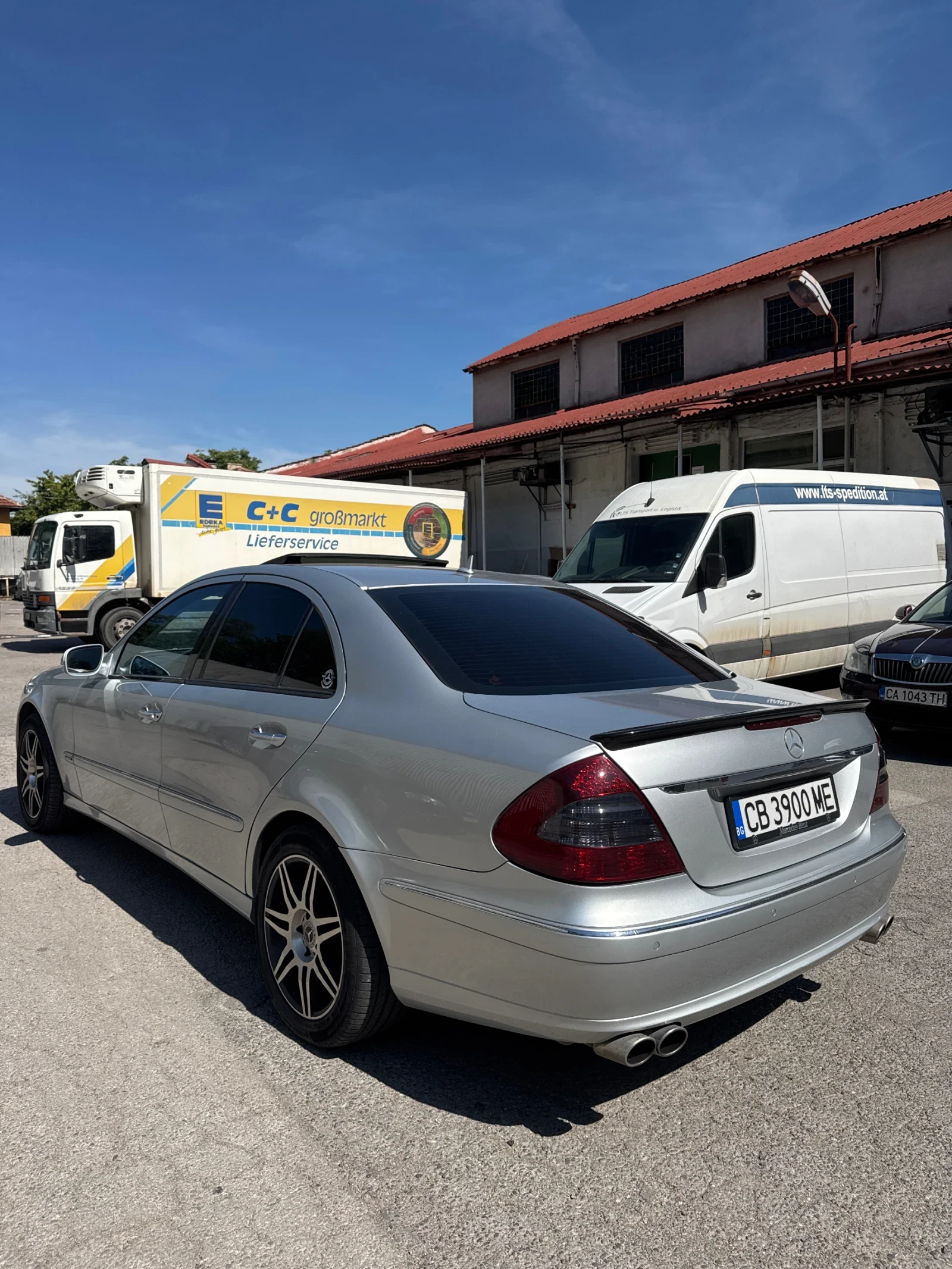 Mercedes-Benz E 350 Avantgarde  - изображение 4