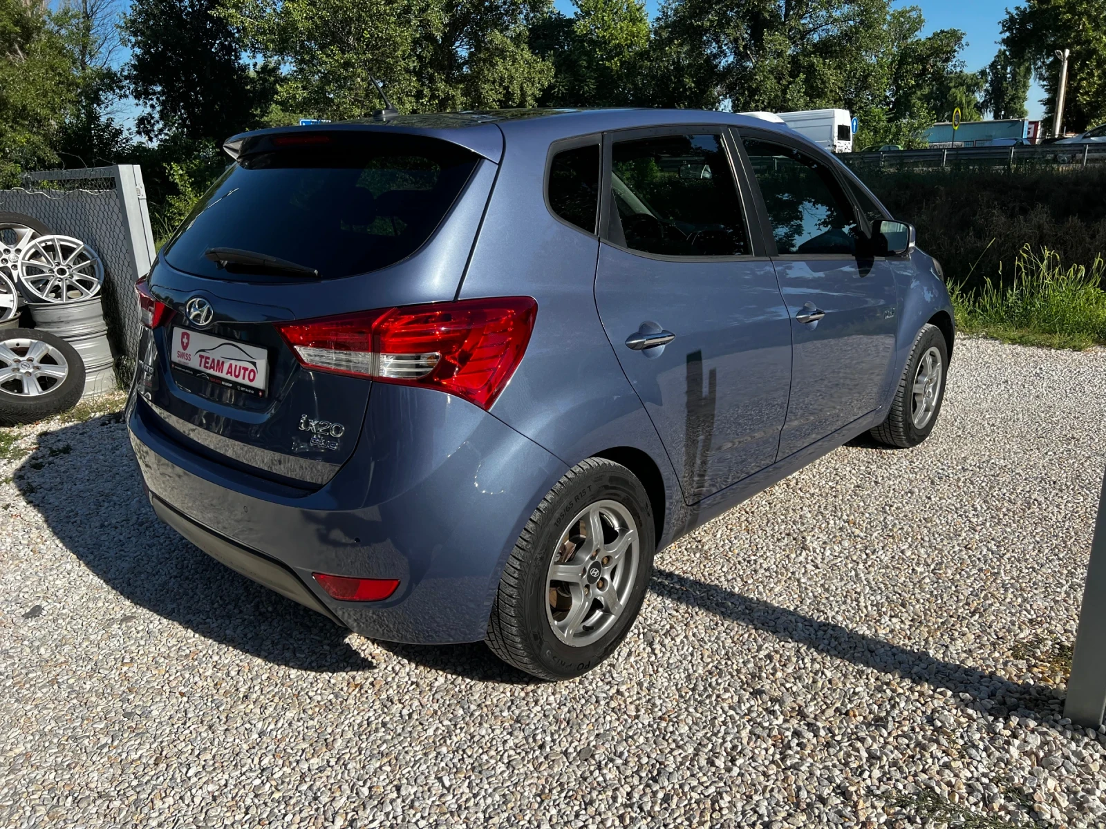 Hyundai Ix20 1.6I 6-SPEED SWISS EDITION174000KM - изображение 5