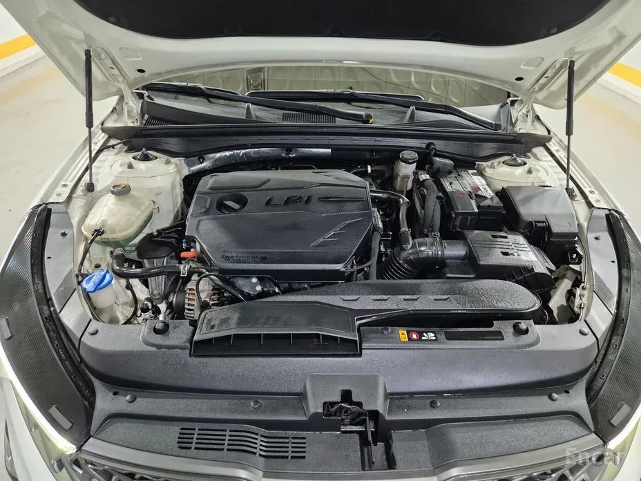 Kia K5 2.0 LPG STANDARD * НАЙ-ДОБРА ЦЕНА В БЪЛГАРИЯ*  - изображение 4