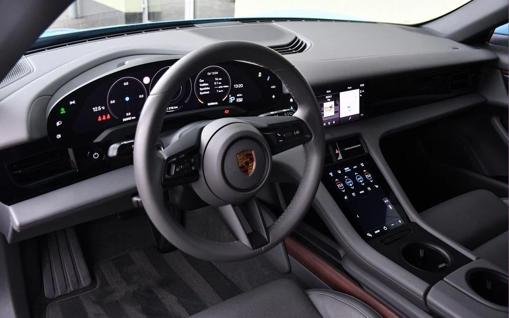 Porsche Taycan CrossTurismo 4s Sport Chrono - изображение 8