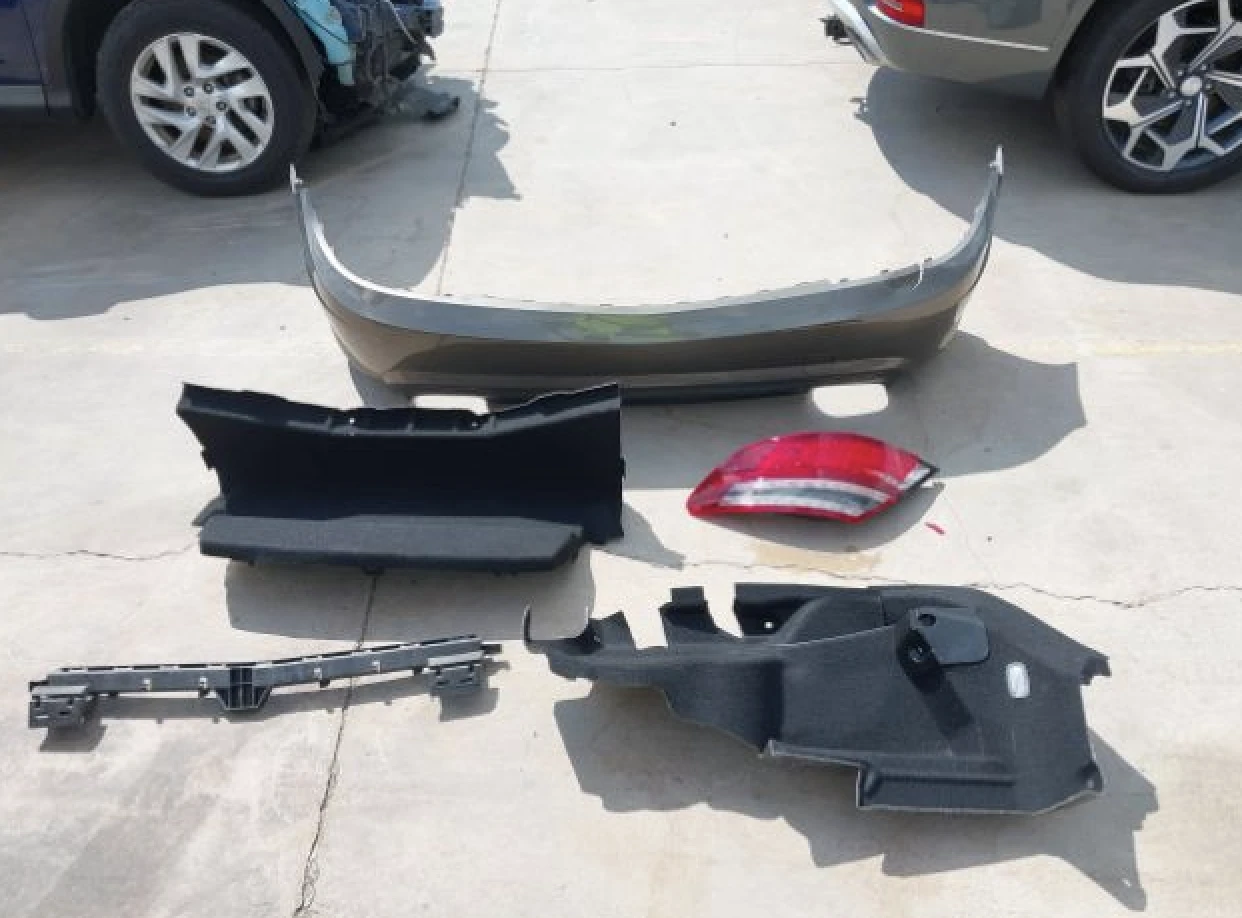 Mercedes-Benz SLK подгрев, обдухване, keyless, harman/kardon - изображение 9