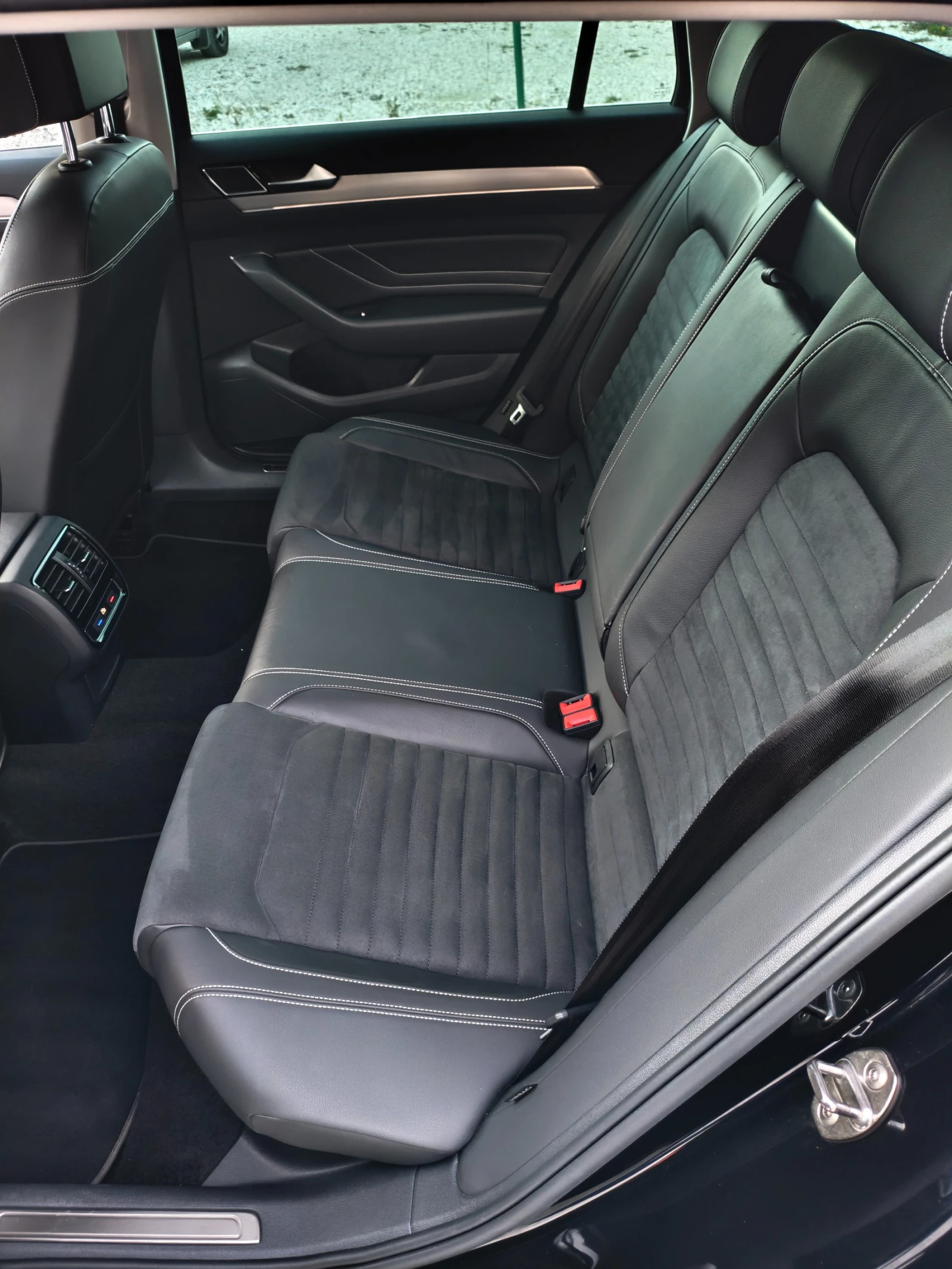 VW Passat 2.0TDi 200. 4x4 Elegance DSG | Mobile.bg   13