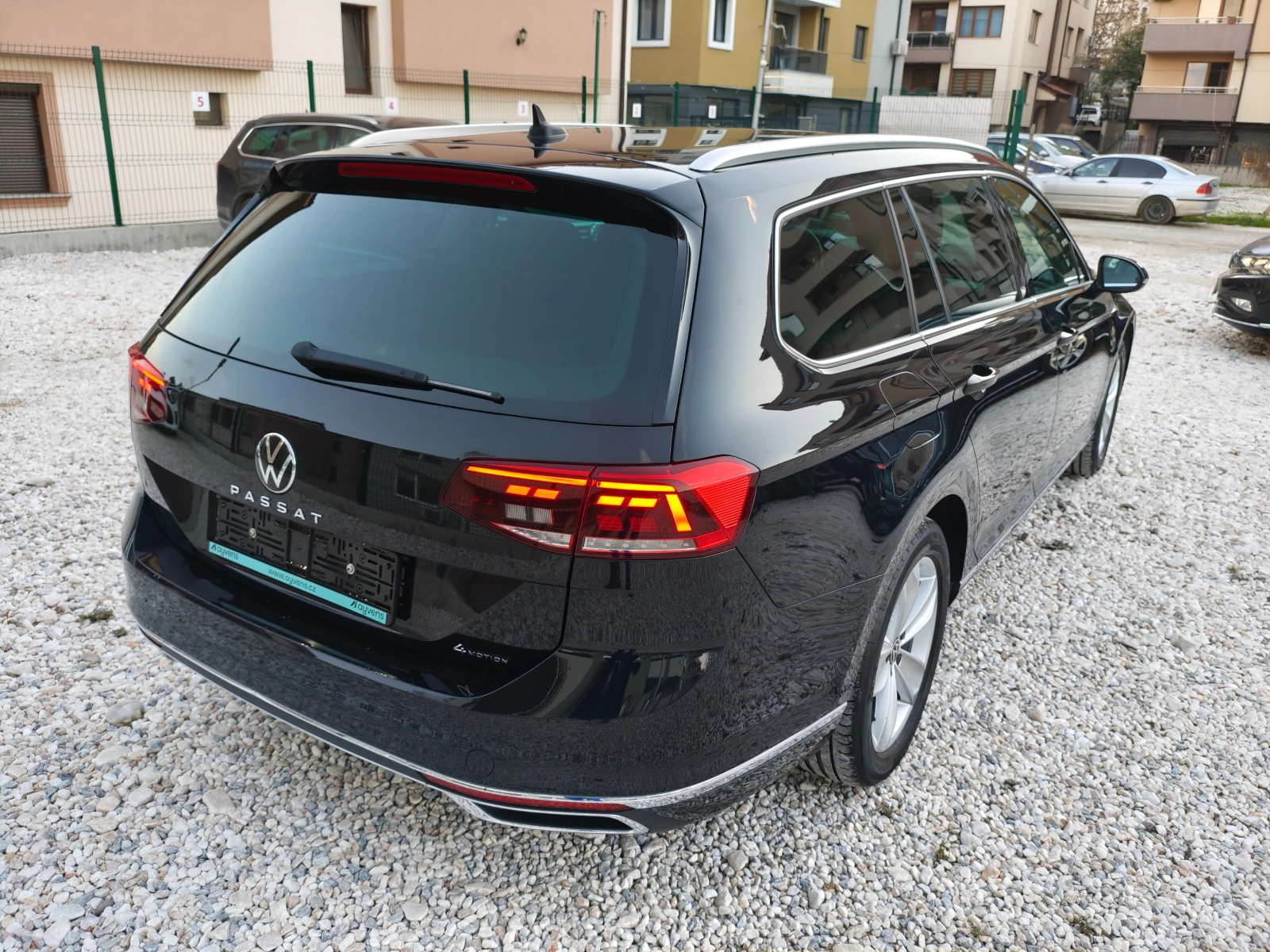 VW Passat 2.0TDi 200к.с 4x4 Elegance DSG - изображение 6