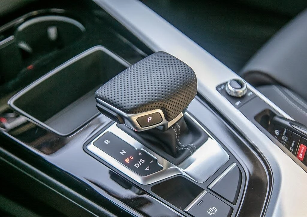 Audi A5 45TFSI* Progressiv* АвтоКредит* (ЦЕНА ДО БГ), снимка 10 - Автомобили и джипове - 53880067