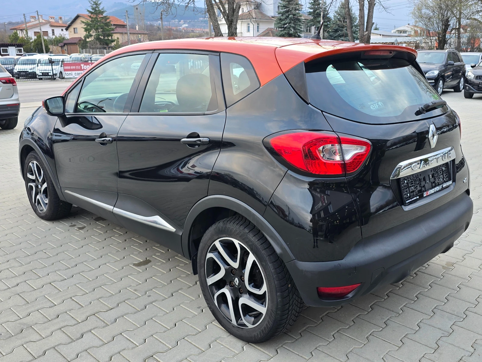 Renault Captur 1.5DCI, Нави, Камера, Keyless!, снимка 3 - Автомобили и джипове - 53894298
