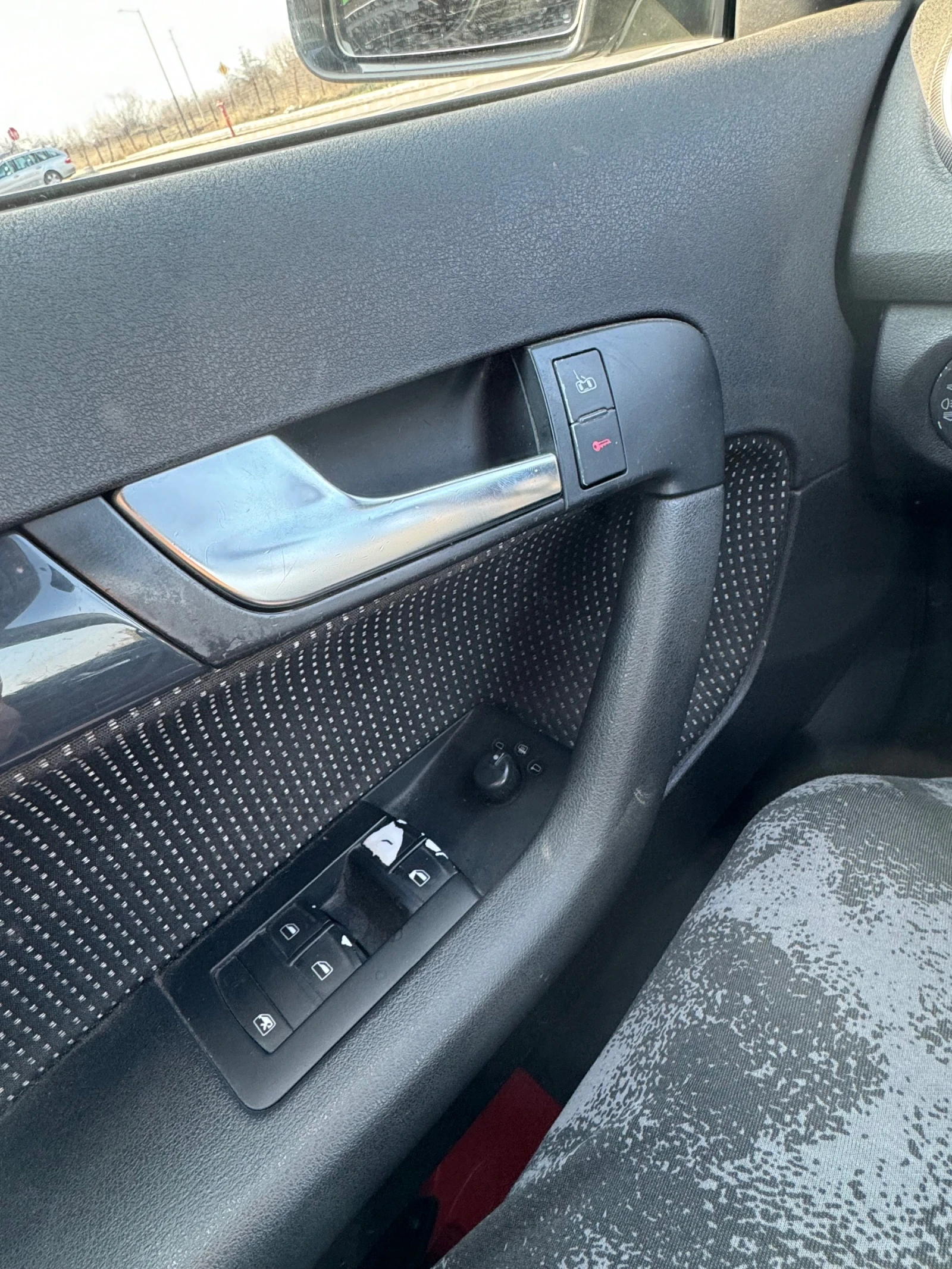 Audi A3 2.0TDI/140HP/Автоматик, снимка 12 - Автомобили и джипове - 53890221