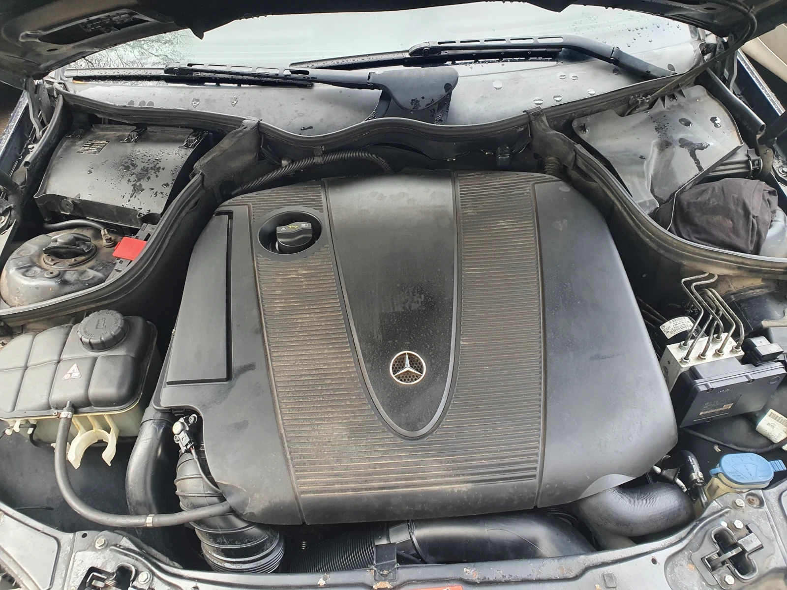 Mercedes-Benz C 220 Facelift ЕВРО 4, снимка 8 - Автомобили и джипове - 53904739