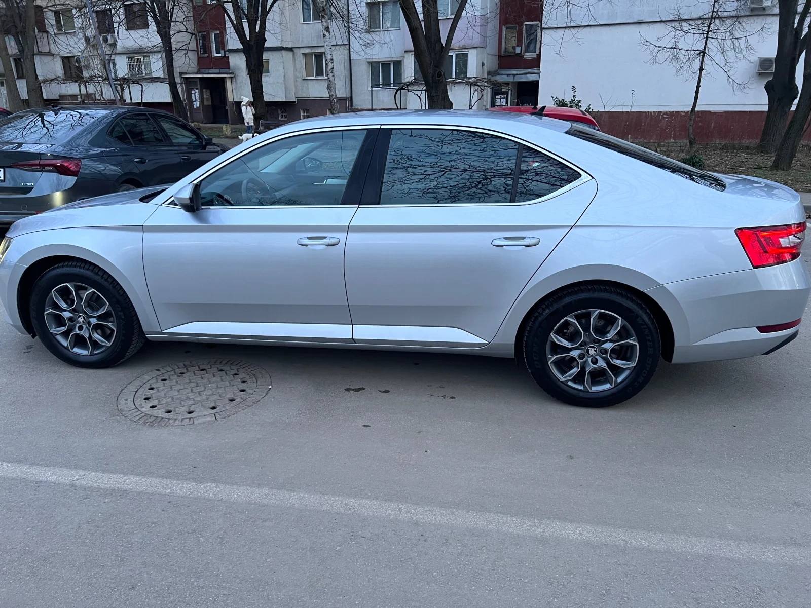Skoda Superb, снимка 3 - Автомобили и джипове - 53999227