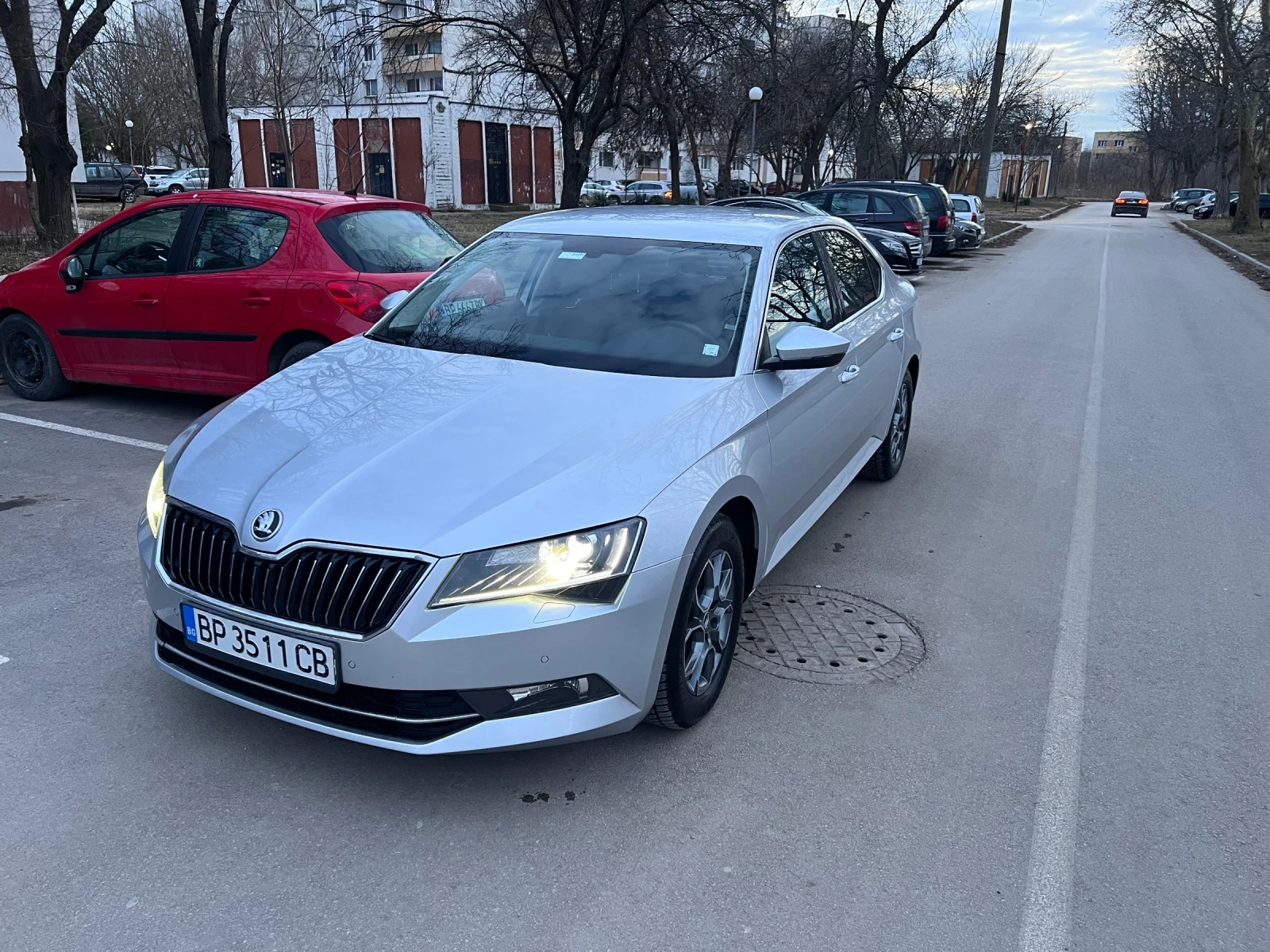 Skoda Superb, снимка 2 - Автомобили и джипове - 53999227