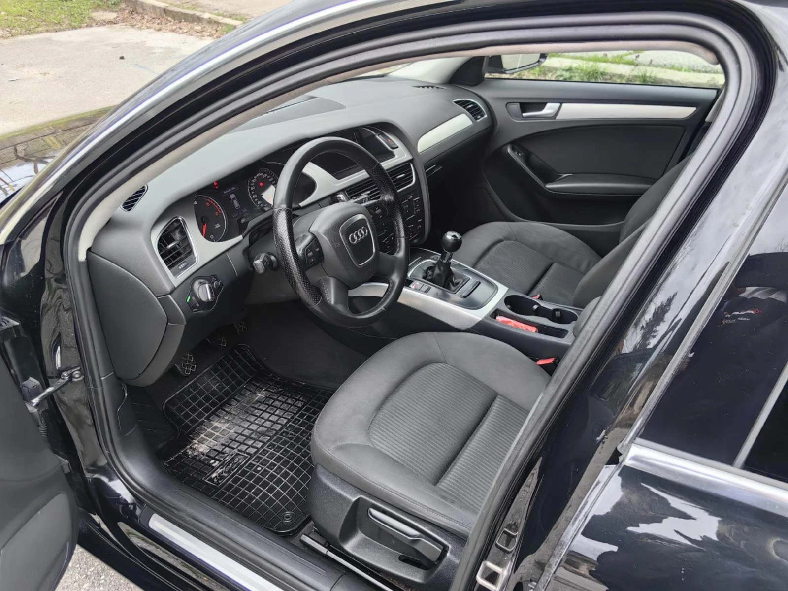 Audi A4 2.0 TDI, 143 �. �.  | Mobile.bg � ����������� 14