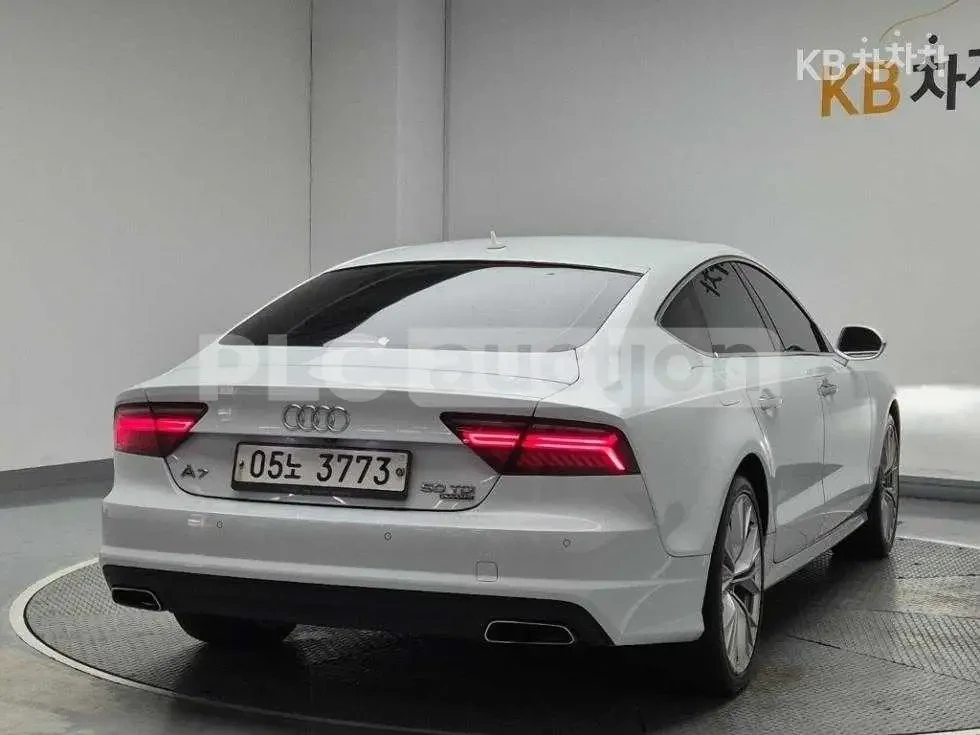 Audi A7 Волан с подгрев* LED фарове* Люк, снимка 4 - Автомобили и джипове - 54055494