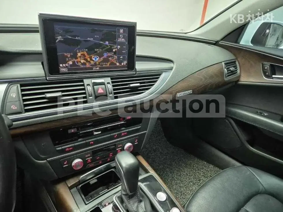 Audi A7 Волан с подгрев* LED фарове* Люк, снимка 13 - Автомобили и джипове - 54055494